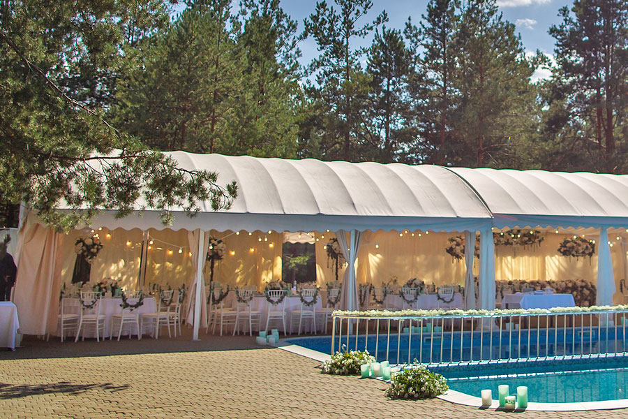 How Tent Rentals Create the Perfect Atmosphere for Any Occasion