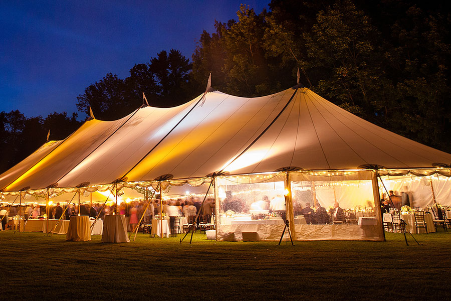 3 Must-Have Equipment Items When Hosting a Large Wedding